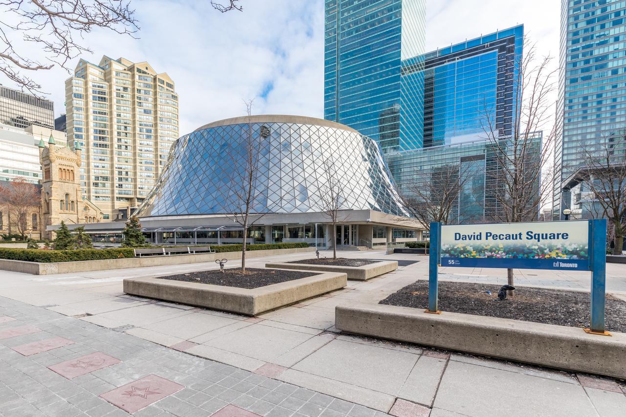 Cloud 9 In Downtown Toronto Exterior foto